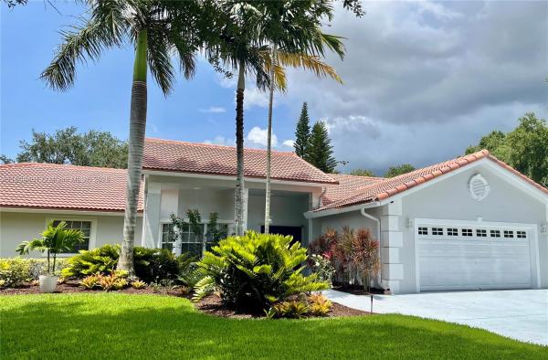 Pasadena Estates, 20390 NW 2nd St, Pembroke Pines, Florida 33029, image 1
