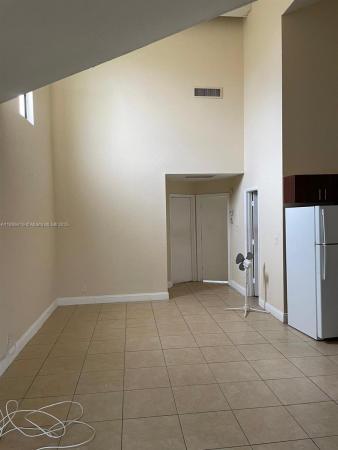 Orchard Lake Townhouses, 2421 NW 55th Ave, Lauderhill, Florida 33313, image 2