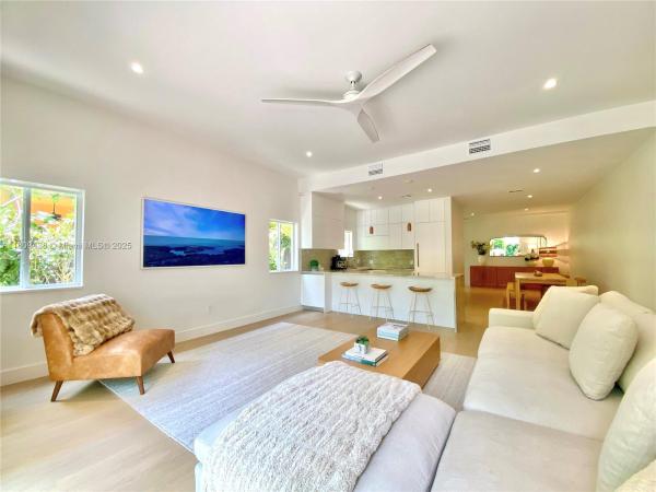 3146 Mcdonald St #3146, Miami, Florida 33133, image 1