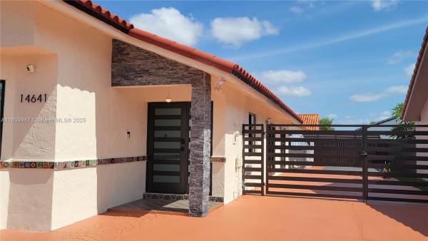 Kendale Lakes No HOA, 14641 SW 52nd St, Kendale Lakes, Florida 33175, image 2