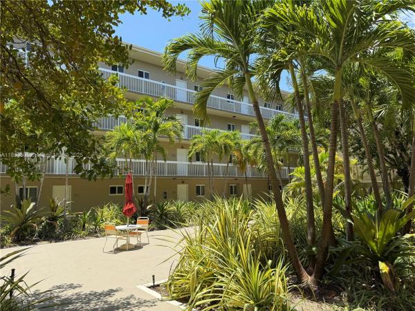 Village Of Kings Creek, 7800 Camino Real #H-411, Glenvar Heights, Florida 33143, image 3