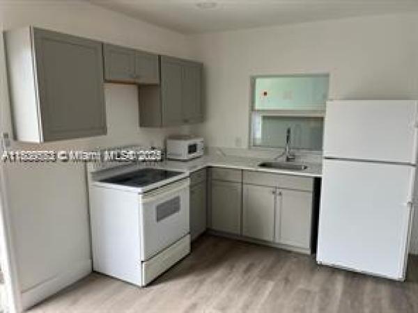 Hollywood Terrace, 2325 Hayes St, Hollywood, Florida 33020, image 1