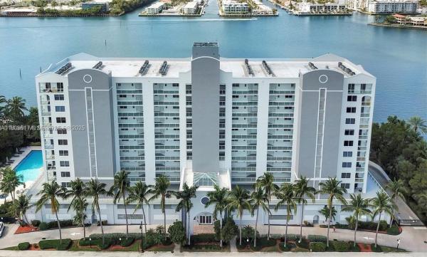 Golden Bay Club, 17050 N Bay Rd #401, Sunny Isles Beach, Florida 33160, image 1