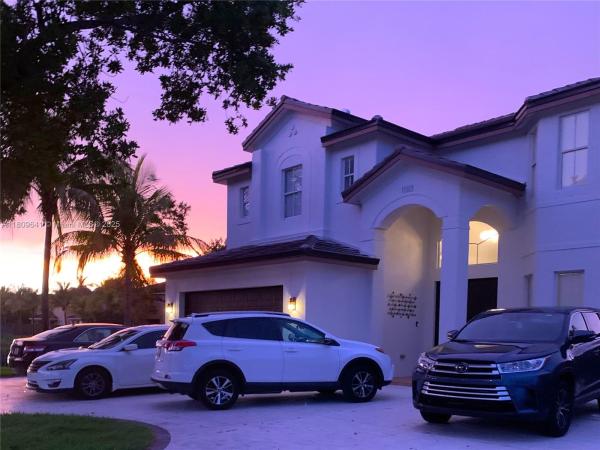 Bluewaters, 10801 SW 243rd St, Princeton, Florida 33032, image 3