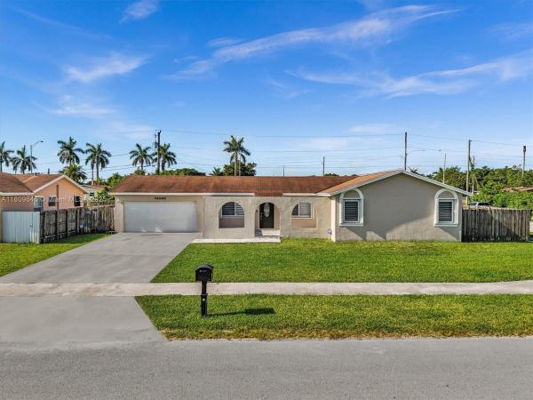 14340 SW 287th St, Unincorporated Dade County, Florida 33033, image 1