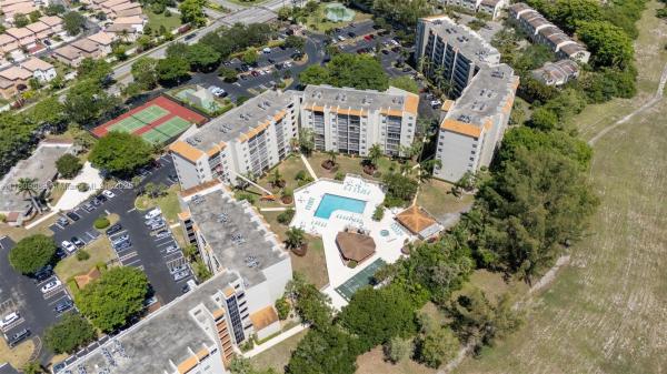 18th Hole At Inverrary, 3910 Inverrary Blvd #101-B, Lauderhill, Florida 33319, image 1
