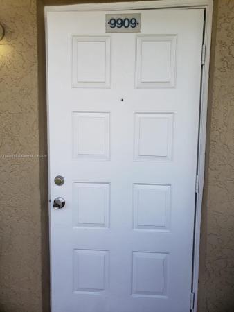9909 Twin Lakes Dr #26-F, Coral Springs, Florida 33071, image 1