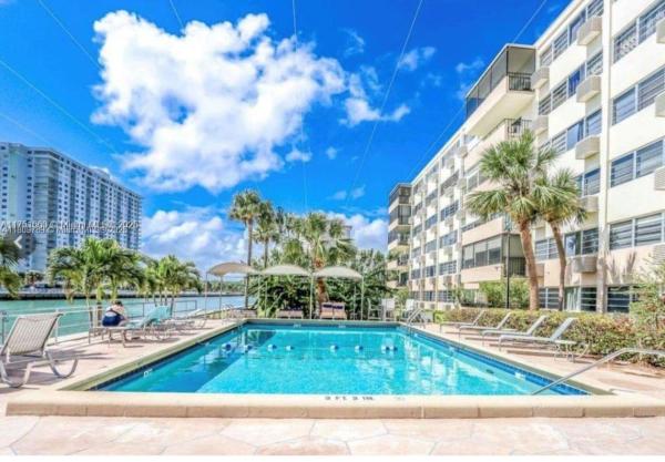 Kings Point Imperial, 220 Kings Point Dr #106, Sunny Isles Beach, Florida 33160, image 1