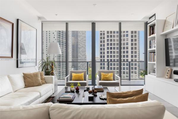 Reach Brickell City Centre, 68 SE 6th St #1703, Miami, Florida 33131, image 1
