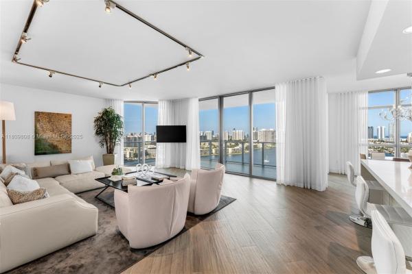North Tower At Marina Palms, 17301 Biscayne Blvd #2210, North Miami Beach, Florida 33160, image 1