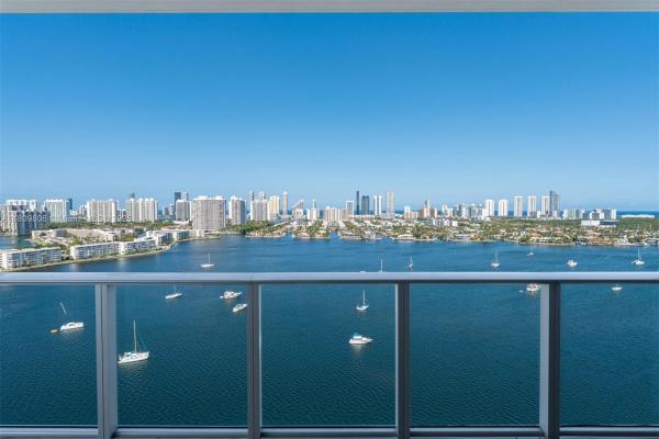 North Tower At Marina Palms, 17301 Biscayne Blvd #2210, North Miami Beach, Florida 33160, image 2