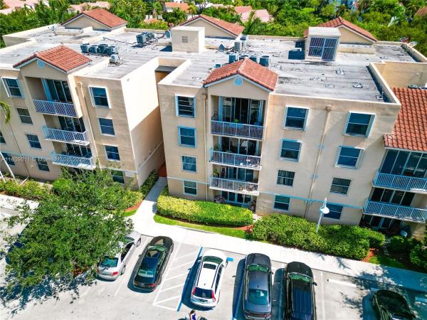 Sheridan Beach Club, 529 E Sheridan St #2061, Dania Beach, Florida 33004, image 2