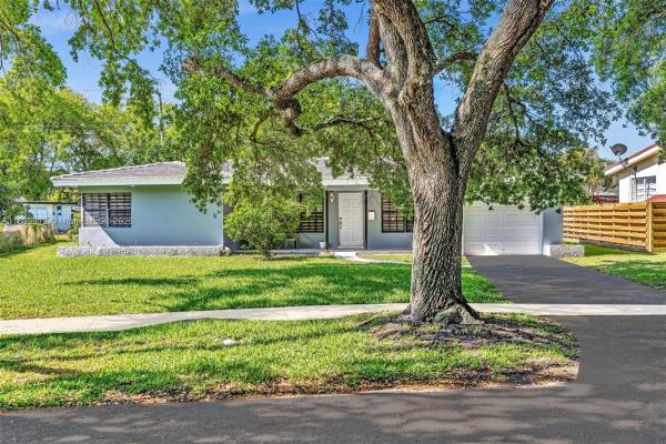 Lawn Acres, 418 S 57th Way #n/a, Hollywood, Florida 33023, image 1