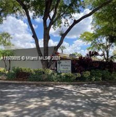 Windmill Gate, 16520 Bridge End Rd, Miami Lakes, Florida 33014, image 1