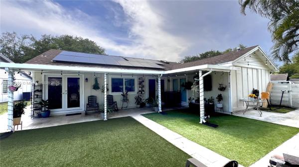 15045 SW 142nd Pl, Miami, Florida 33186, image 1