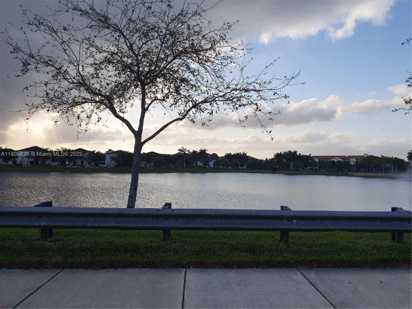9171 SW 169th Pl, Unincorporated Dade County, Florida 33196, image 1