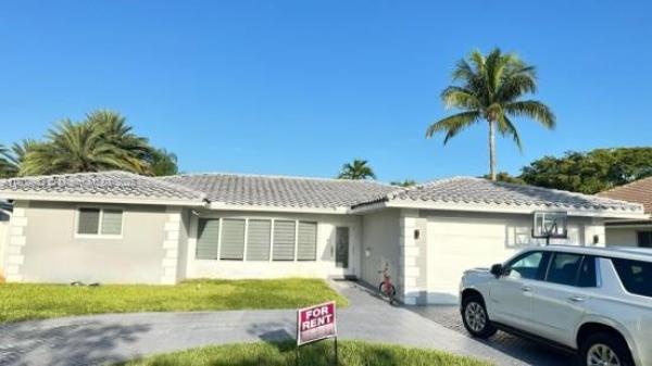 Emerald Hills, 3750 N 54th Ave, Hollywood, Florida 33021, image 1
