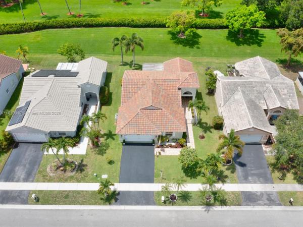 Chapel Oaks, 18866 NW 1st St, Pembroke Pines, Florida 33029, image 3