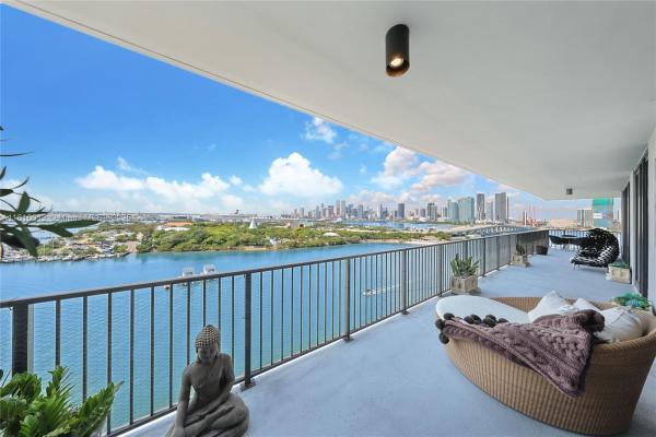 One Thousand Venetian Way, 1000 Venetian Way #1304, Miami, Florida 33139, image 1