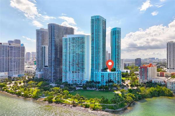 Quantum On The Bay, 1900 N Bayshore Dr #507, Miami, Florida 33132, image 2