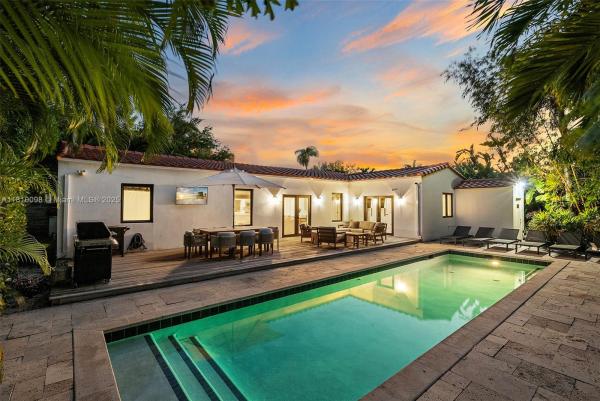Washington Place, 881 NE 71st St, Miami, Florida 33138, image 1