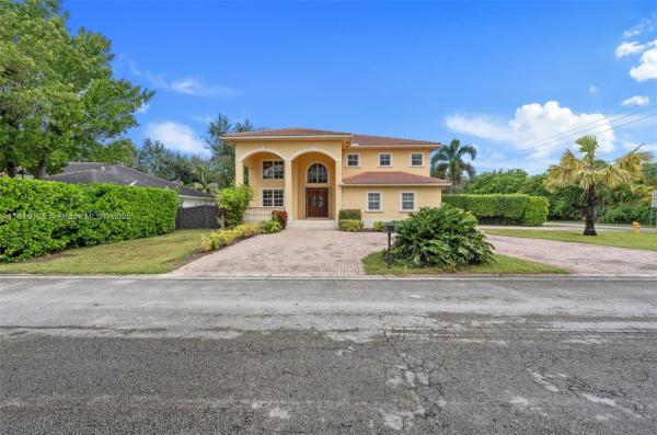In The Pines, 10733 SW 97th Ter, Kendall, Florida 33176, image 3
