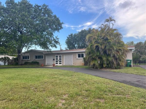 Sun Coral Estates, 8240 SW 141st St, Palmetto Bay, Florida 33158, image 1
