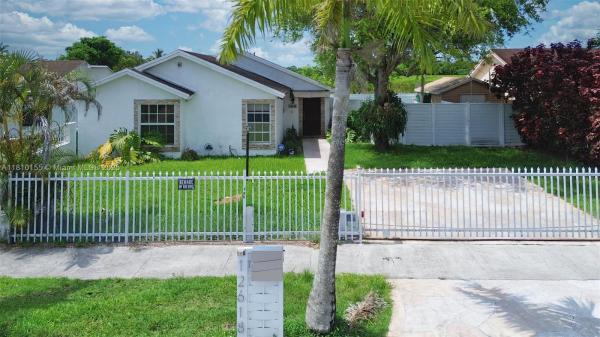 12618 SW 211th Ter #12618, Unincorporated Dade County, Florida 33177, image 1