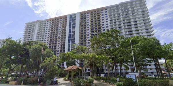 Winston Towers 600, 210 174th St #2212, Sunny Isles Beach, Florida 33160, image 1