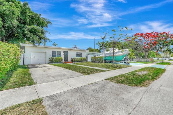 Oak Ridge Park, 2609 Arthur St, Hollywood, Florida 33020, image 1