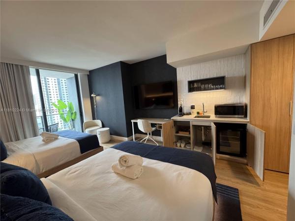 601 NE 1st Ave #1806, Miami, Florida 33132, image 1