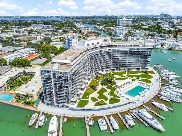 King Cole, 900 Bay Dr #905, Miami Beach, Florida 33141, image 2