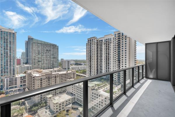 Brickell Heights East, 45 SW 9th St #2105, Miami, Florida 33130, image 2