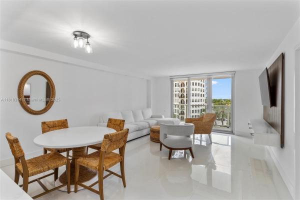 Arlen Beach, 5701 Collins Ave #503, Miami Beach, Florida 33140, image 1
