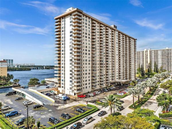 Winston Towers 100, 250 174th St #502, Sunny Isles Beach, Florida 33160, image 1