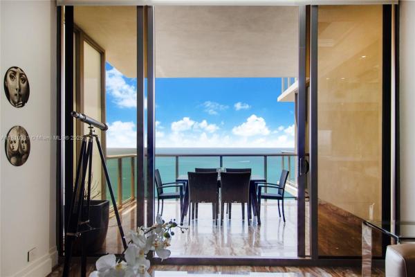 Bal Harbour Center, 9703 Collins Ave #2615, Bal Harbour, Florida 33154, image 3