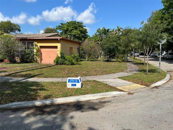 Alameda, 1060 SW 63rd Ave, West Miami, Florida 33144, image 3