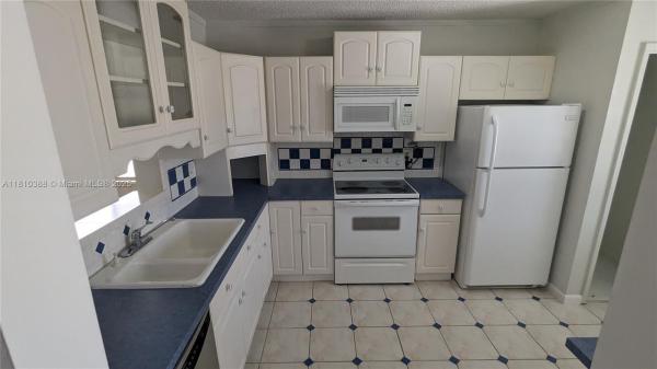 Royale Gardens, 8051 Southgate Blvd #J12, North Lauderdale, Florida 33068, image 1