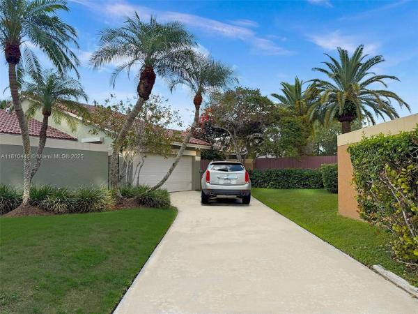 8923 SW 151st Ct, Unincorporated Dade County, Florida 33196, image 1