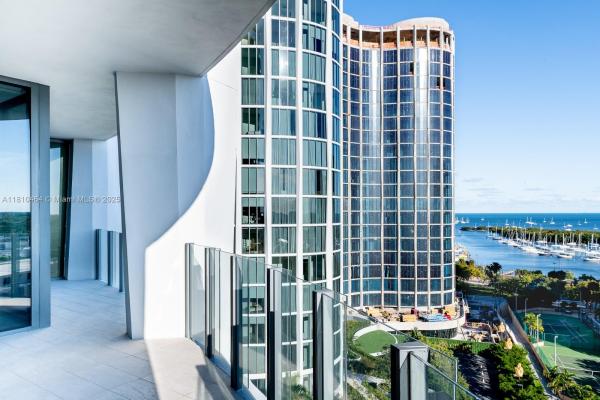 Club Residences At Park Grove, 2831 S Bayshore Dr #1701, Miami, Florida 33133, image 1