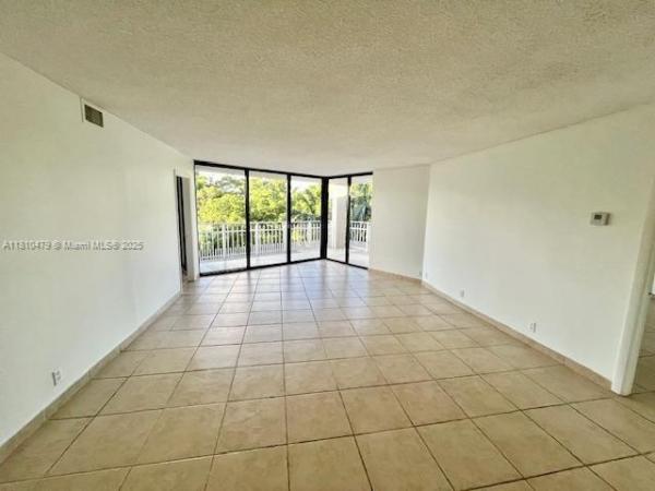 1000 Quayside Ter #509, Miami, Florida 33138, image 1