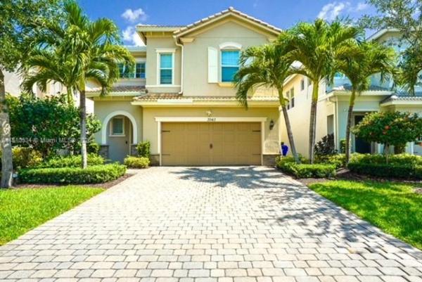 Parkview At Hillcrest, 3943 Mahogany Ln, Hollywood, Florida 33021, image 1