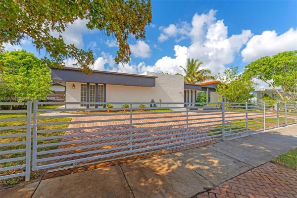 9350 SW 88th Ter, Unincorporated Dade County, Florida 33176, image 1