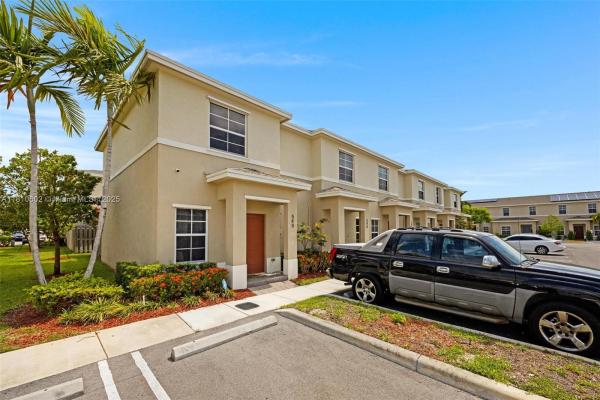 Keys Pointe, 540 NE 5th Ter, Florida City, Florida 33034, image 1