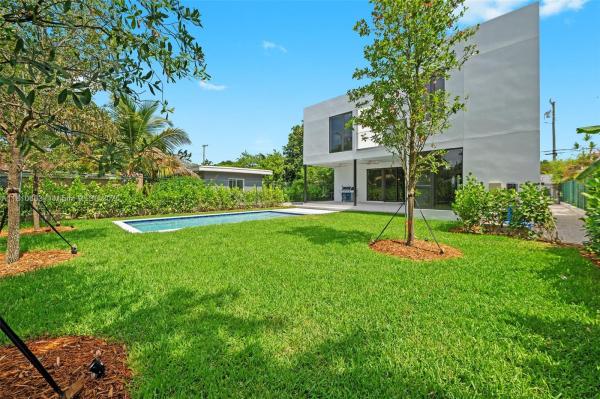 Ohio Grove, 2127 SW 11th Ter, Miami, Florida 33135, image 1