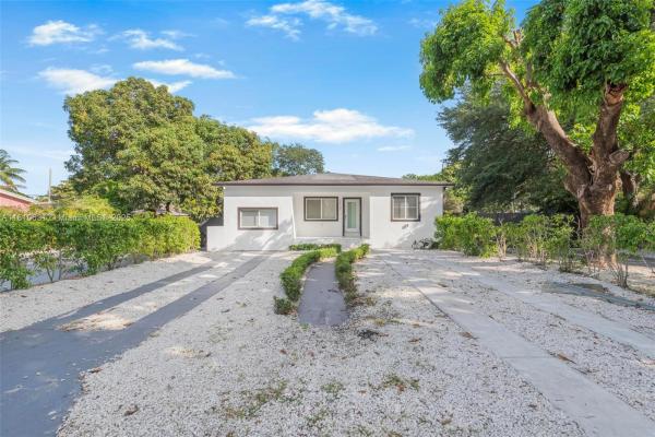 14720 NW 15th Dr, Unincorporated Dade County, Florida 33167, image 1