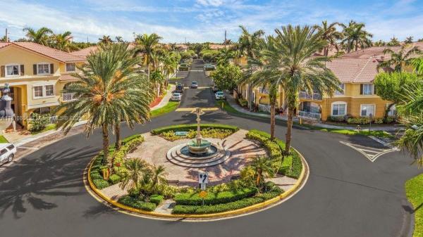 Century Park, 8980 W Flagler St #202, Fountainebleau, Florida 33174, image 2