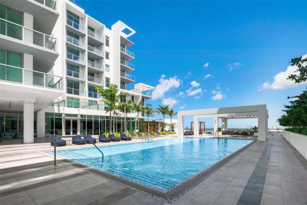Quadro, 3900 Biscayne Blvd #S-218, Miami, Florida 33137, image 1