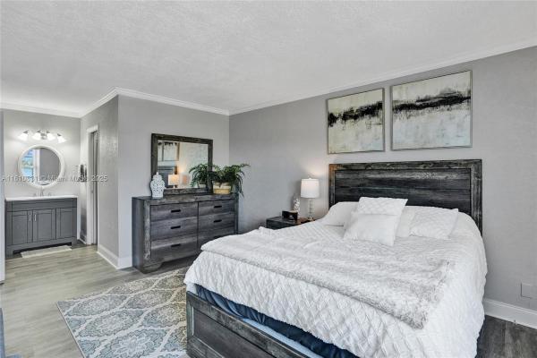 The Warwick, 5100 Dupont Blvd #5N, Fort Lauderdale, Florida 33308, image 1