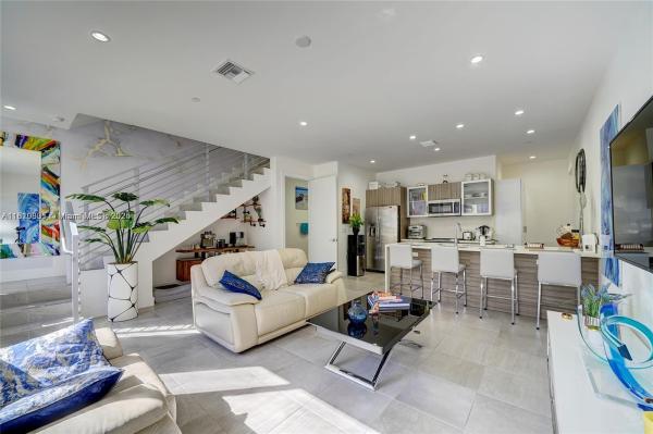 Galleria Lofts, Fort Lauderdale, Florida 33304, image 1